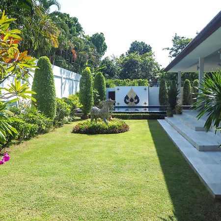 Spacious 4 Bedrooms Private Pool Villa In Phuket Rawai Exteriér fotografie